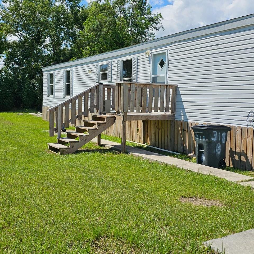 318 Saint Charles Bypass Rd - Photo 3 of 3