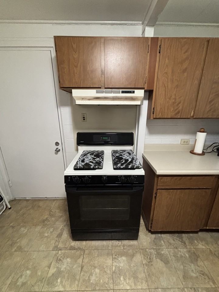 221 Nāmilimili Street - Photo 7 of 11