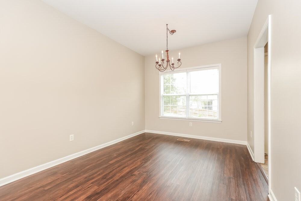 1606 Safe Harbor Ct - Photo 6 of 17