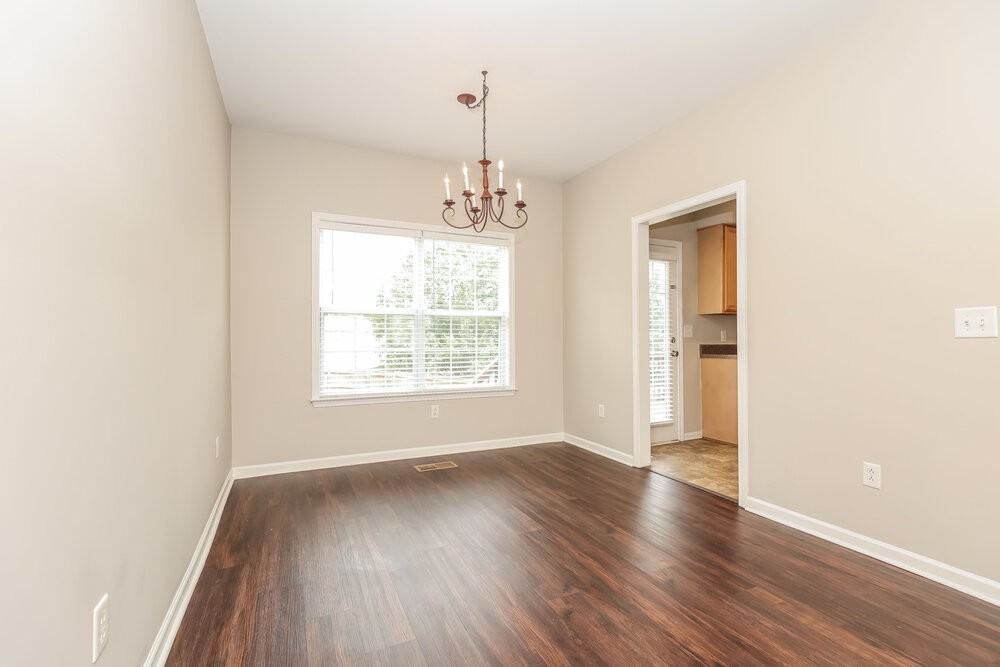 1606 Safe Harbor Ct - Photo 7 of 17