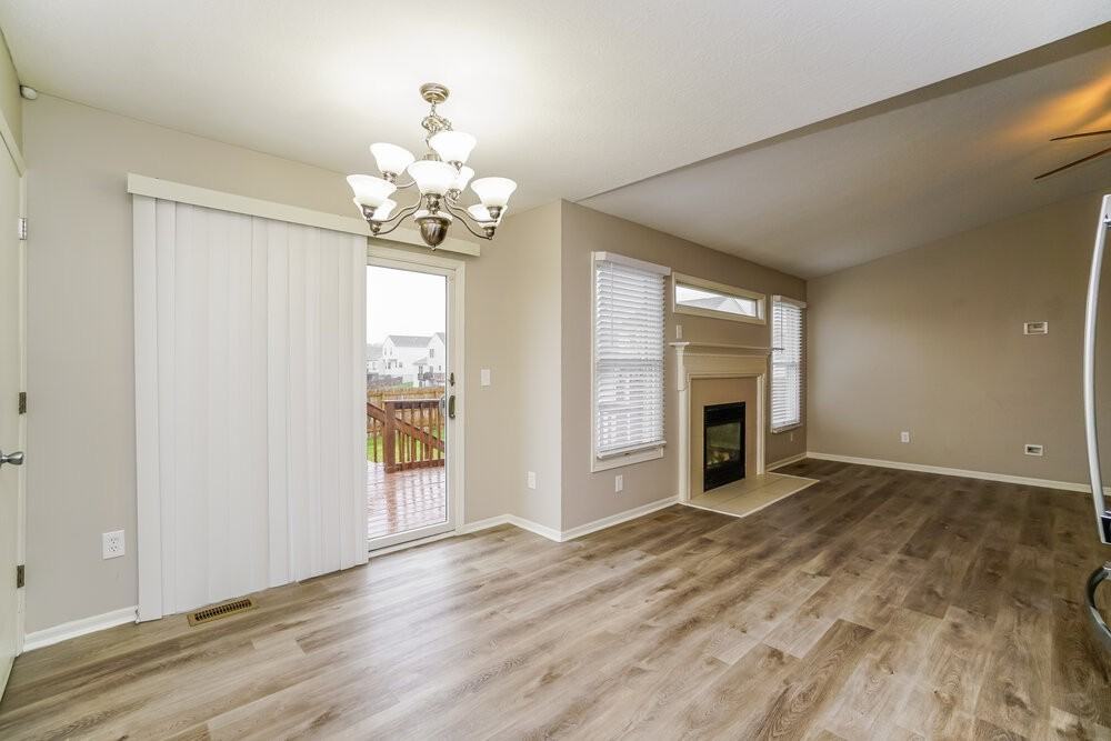 3421 Brook Spring Dr - Photo 7 of 17