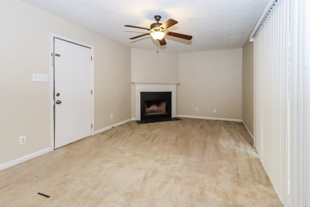 639 Fair Harbor Dr - Photo 4 of 17