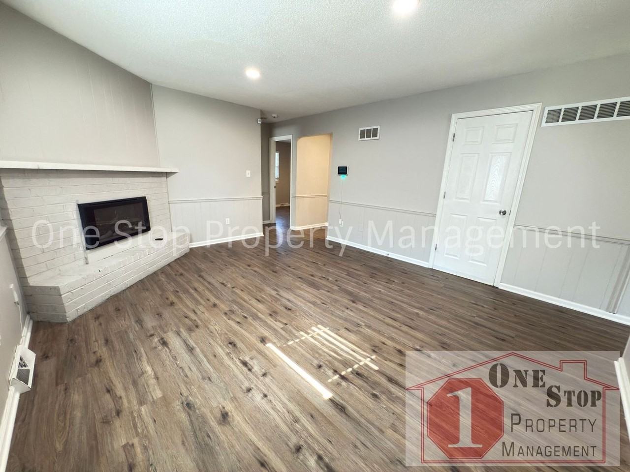 1604 Sw Sunset St - Photo 3 of 16