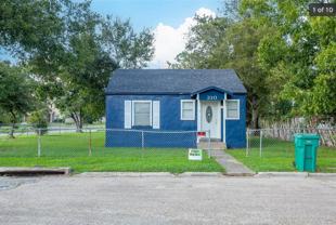 310 S Farragut Ave - Photo 1 of 1