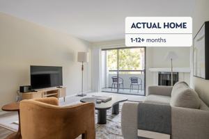 featured image of 250 S San Fernando Blvd #1381