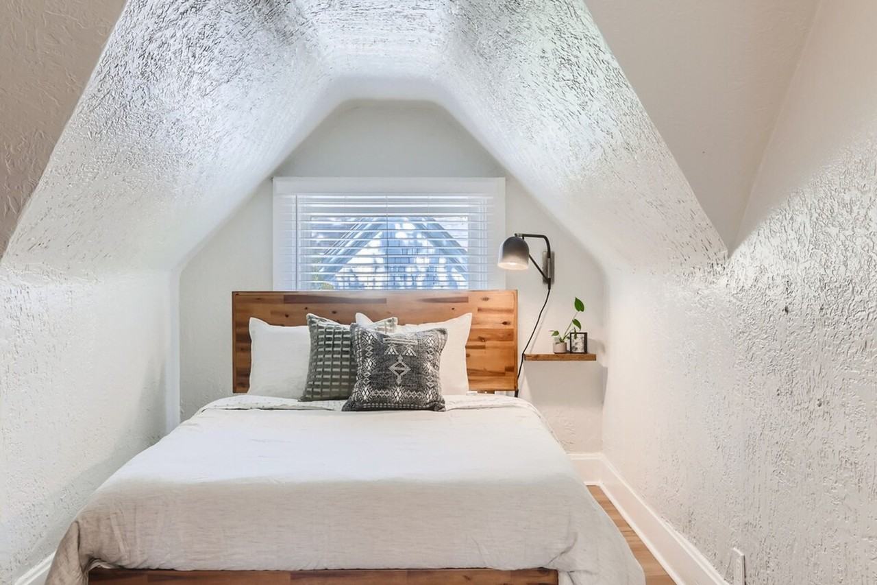 1073 N Downing St #1026249P - Photo 2 of 35