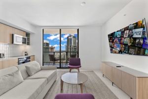 featured image of 159 Ne 6th St