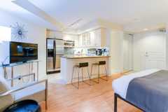 218 Adelaide St W - Photo 1 of 1