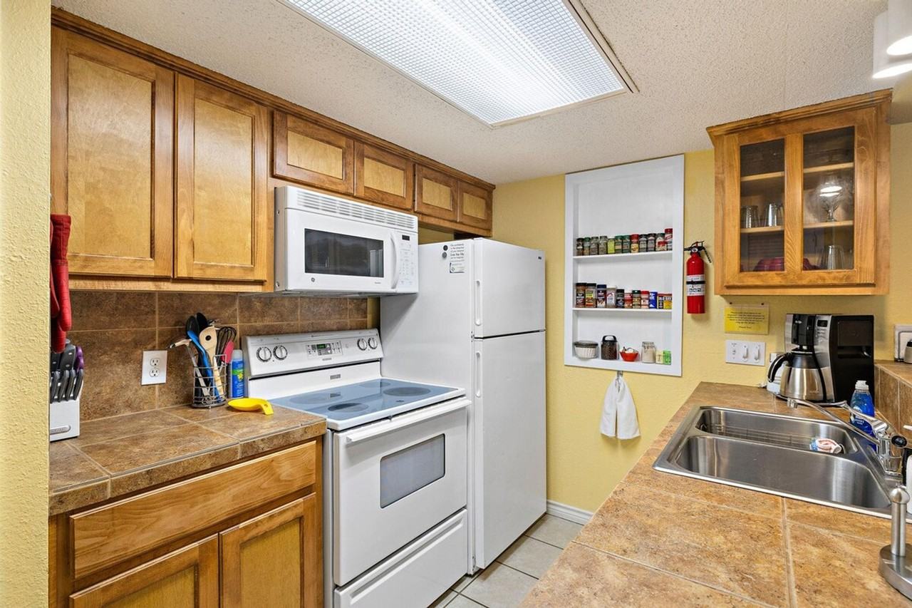 2204 Trailside Dr #1054223P - Photo 5 of 27