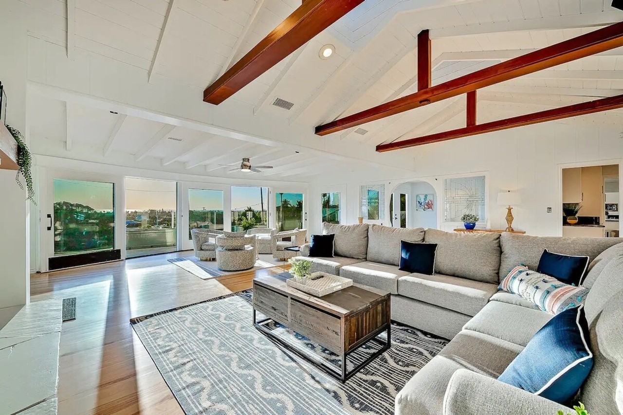 1185 Tamarack Ave #1255613P - Photo 3 of 49