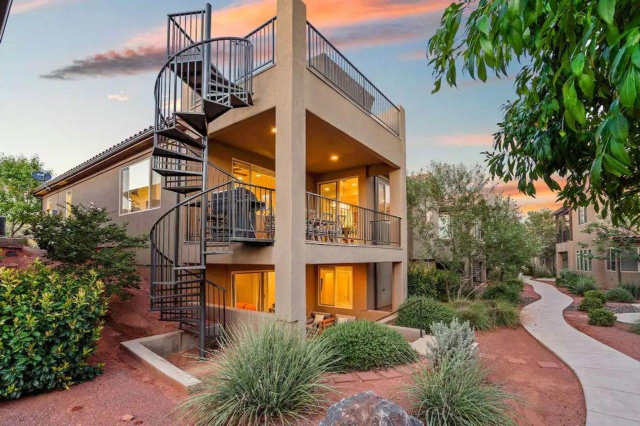 3800 N Paradise Village Dr #1266189P - Photo 4 of 29