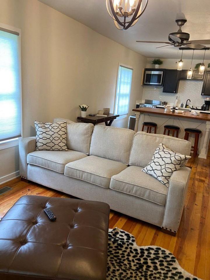 104 Dawson St #1268059P - Photo 2 of 15