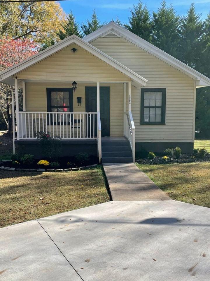 104 Dawson St #1268059P - Photo 5 of 15