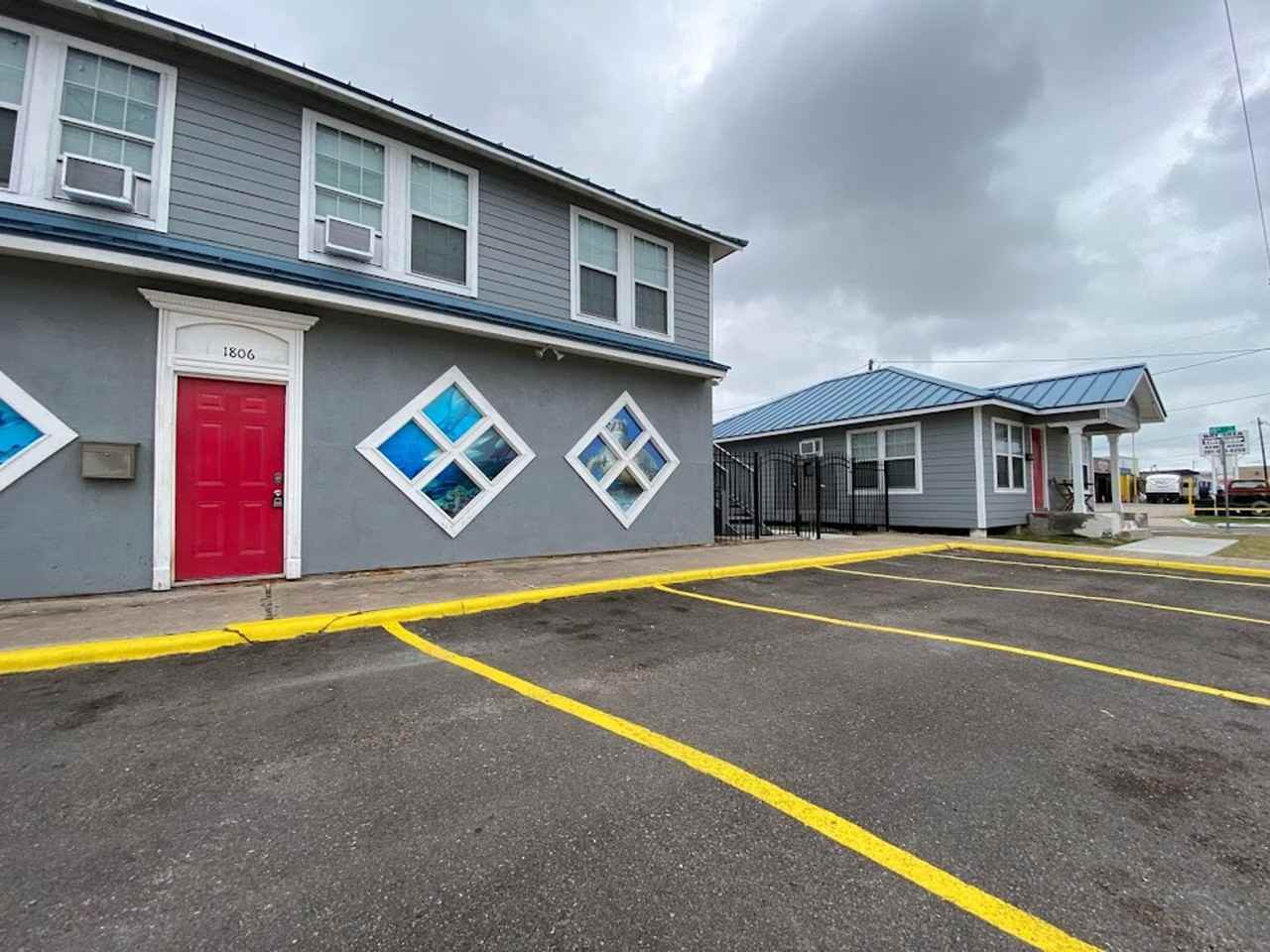 1804 Morgan Ave #1268418P - Photo 6 of 12