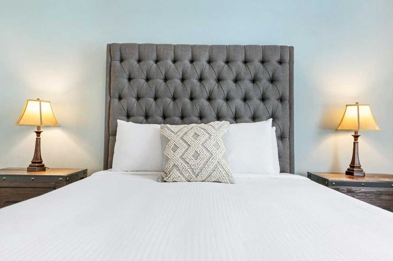 1212 Carondelet Street #1269967P - Photo 7 of 19