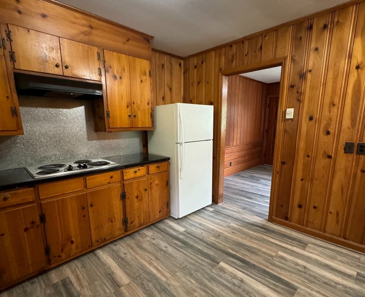 309 Hadley St - Photo 3 of 14