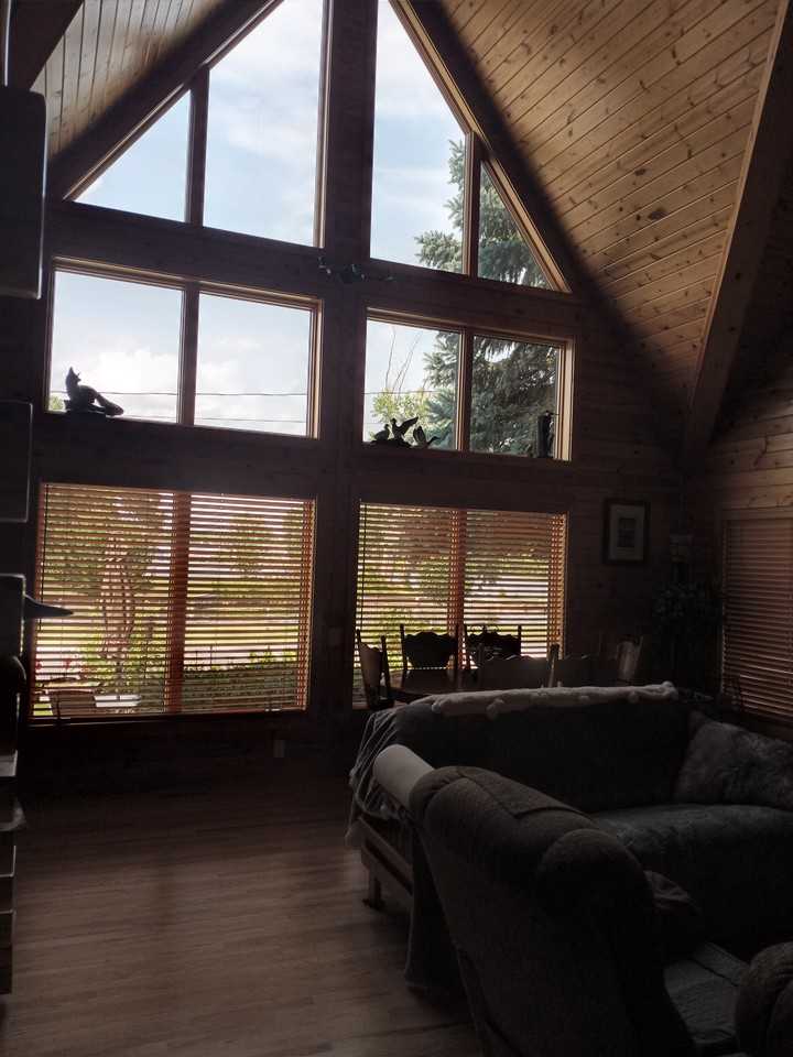 897 Coolidge Avenue - Photo 6 of 6