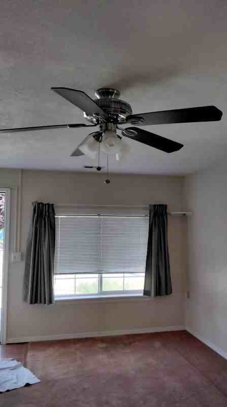 205 W 35th St - Photo 2 of 6