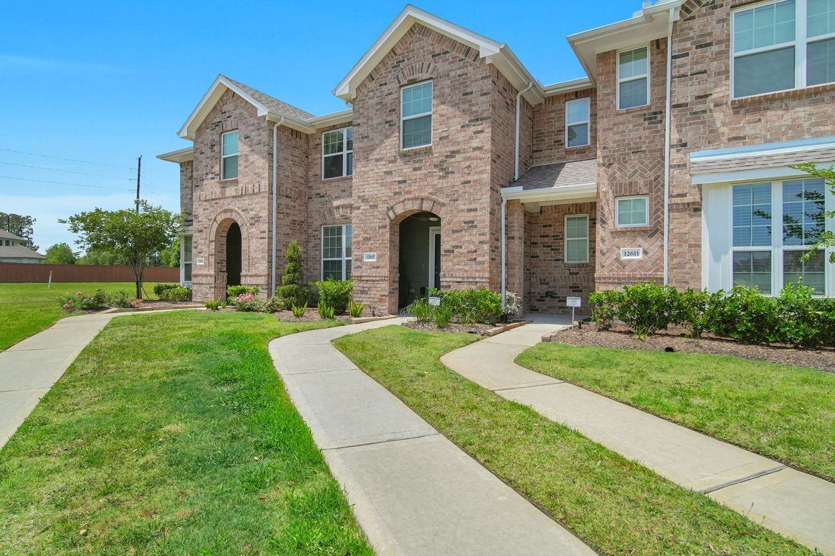 12607 Taymouth Manor Ln - Photo 2 of 21