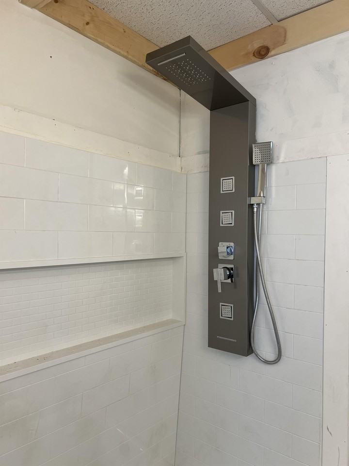 101 Grand St #1 - Photo 3 of 5