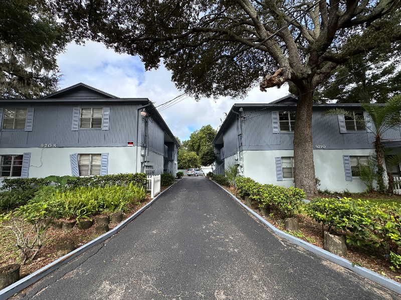 9208 North Connechusett Road #B - Photo 2 of 10