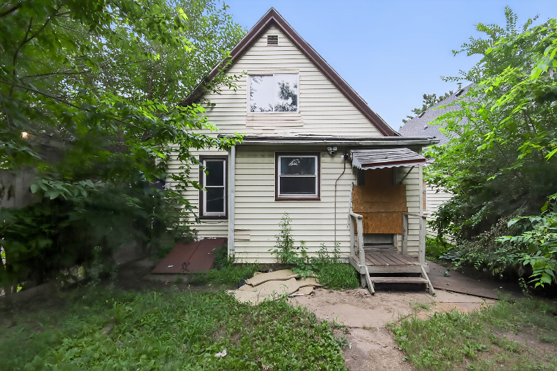 2210 W Wiswall St - Photo 4 of 21