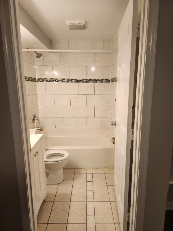 8812 Cortland Ln - Photo 3 of 9