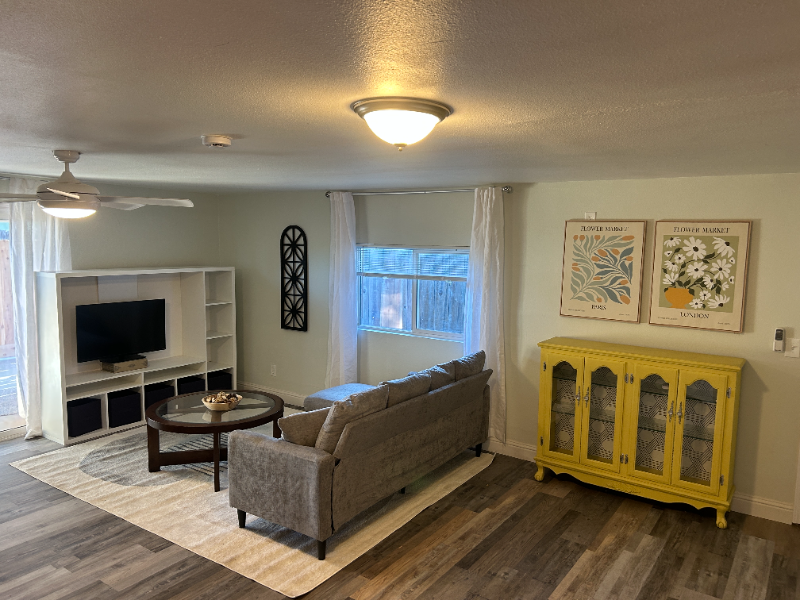 841 W Santa Ana Ave #B - Photo 3 of 13