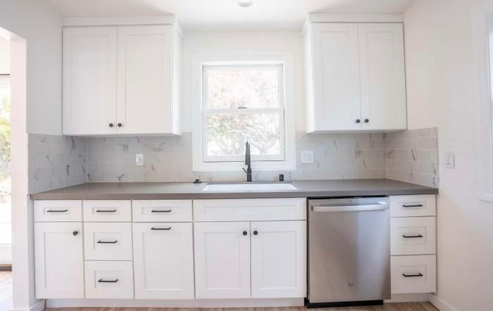 642 S 16th St - Photo 3 of 10