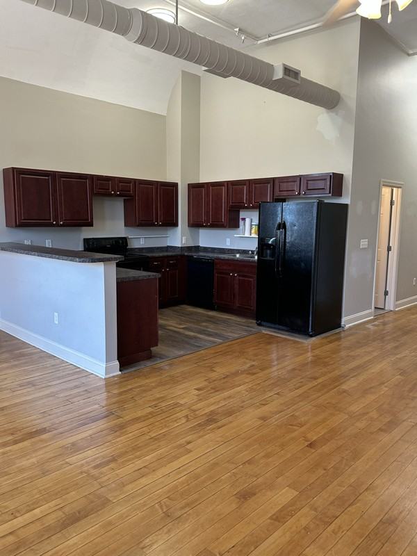 319 Main St #6 - Photo 2 of 8