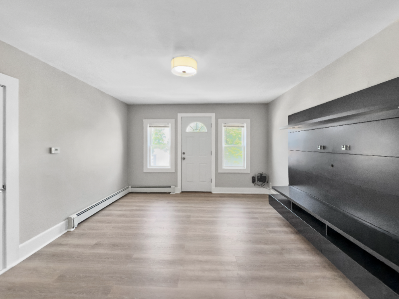 1 Lindner Ct #3 - Photo 2 of 9