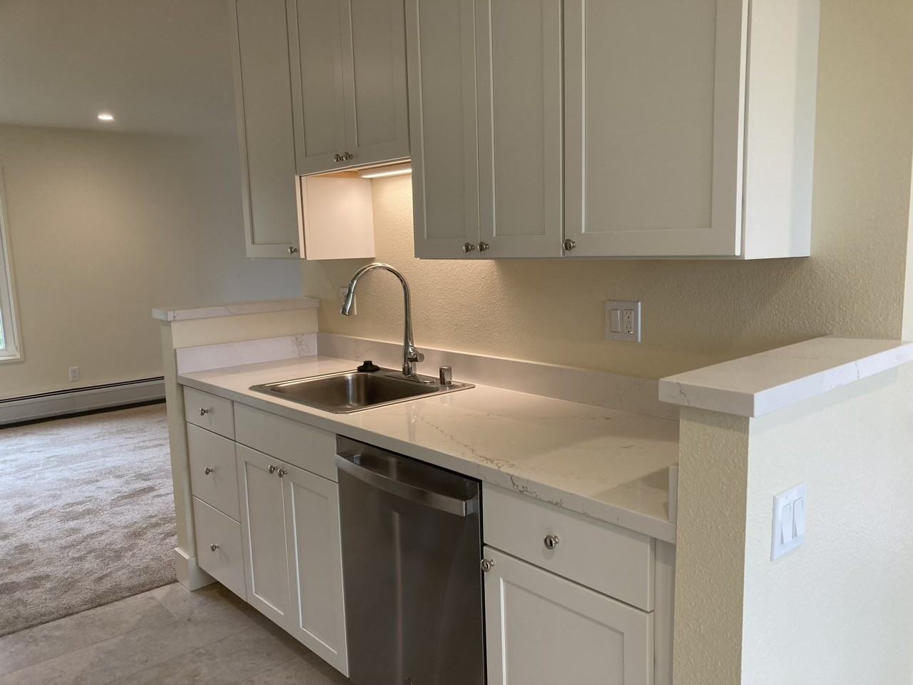 1710 Baker Court #B - Photo 4 of 30