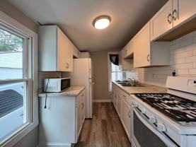 313 7th Ave SE - Photo 1 of 1