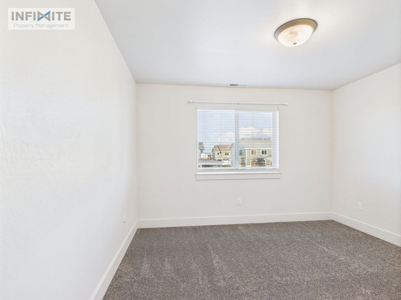 4830 Flanders Way #B - Photo 6 of 20