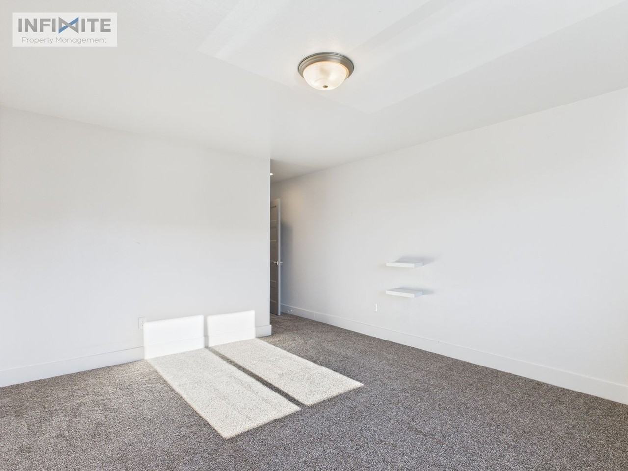 4830 Flanders Way #B - Photo 7 of 20