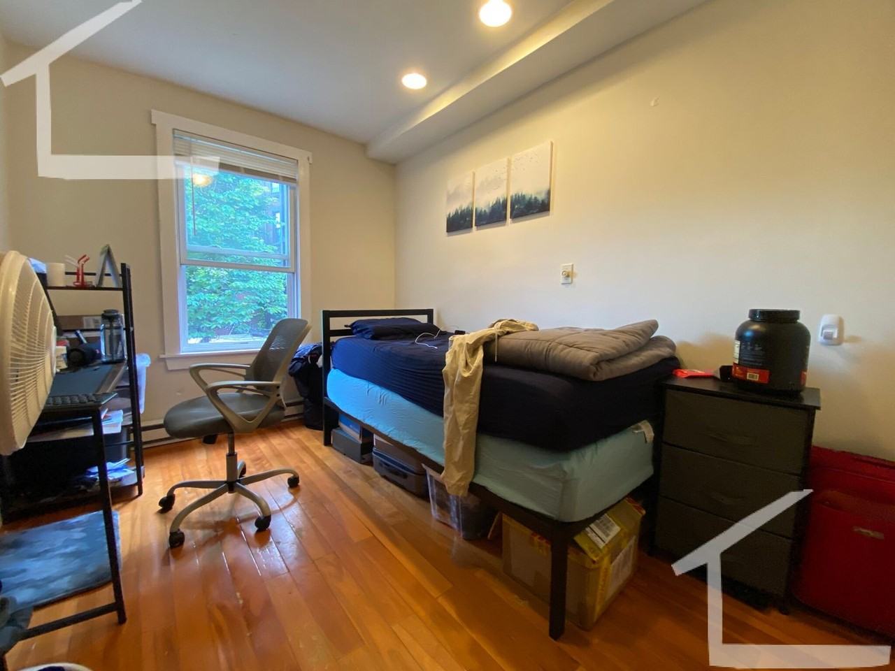 91 Hammond St - Photo 5 of 6