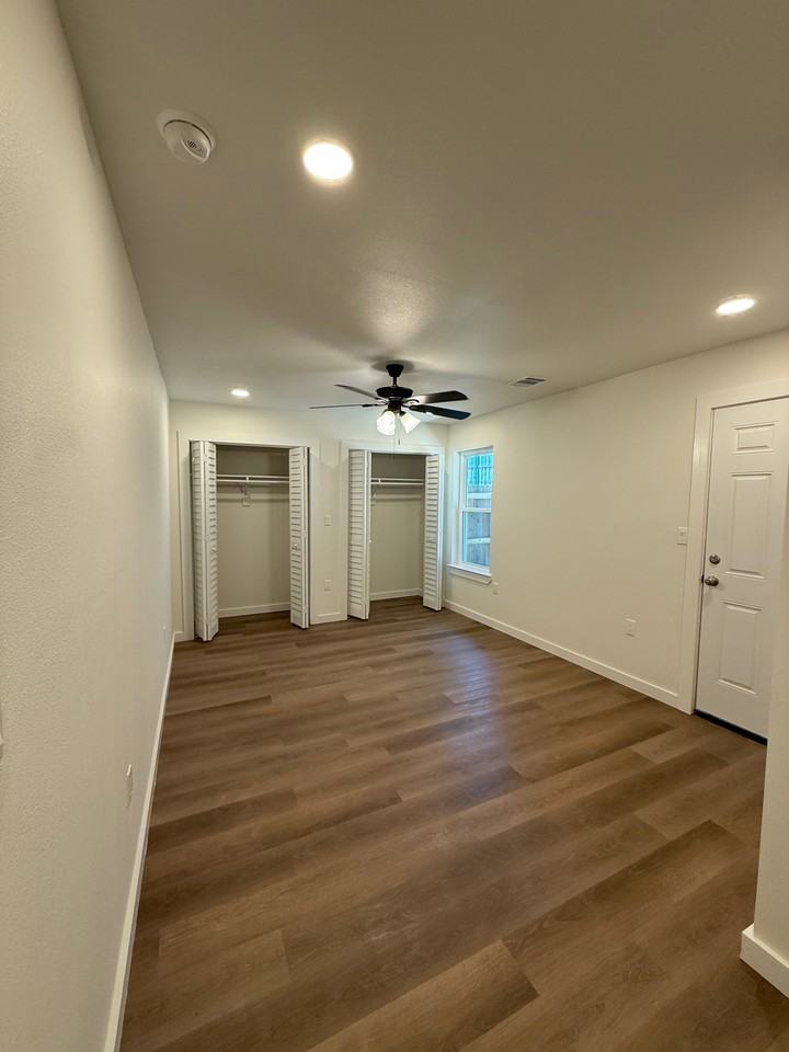 2400 Lindblad Ct #3 - Photo 3 of 6