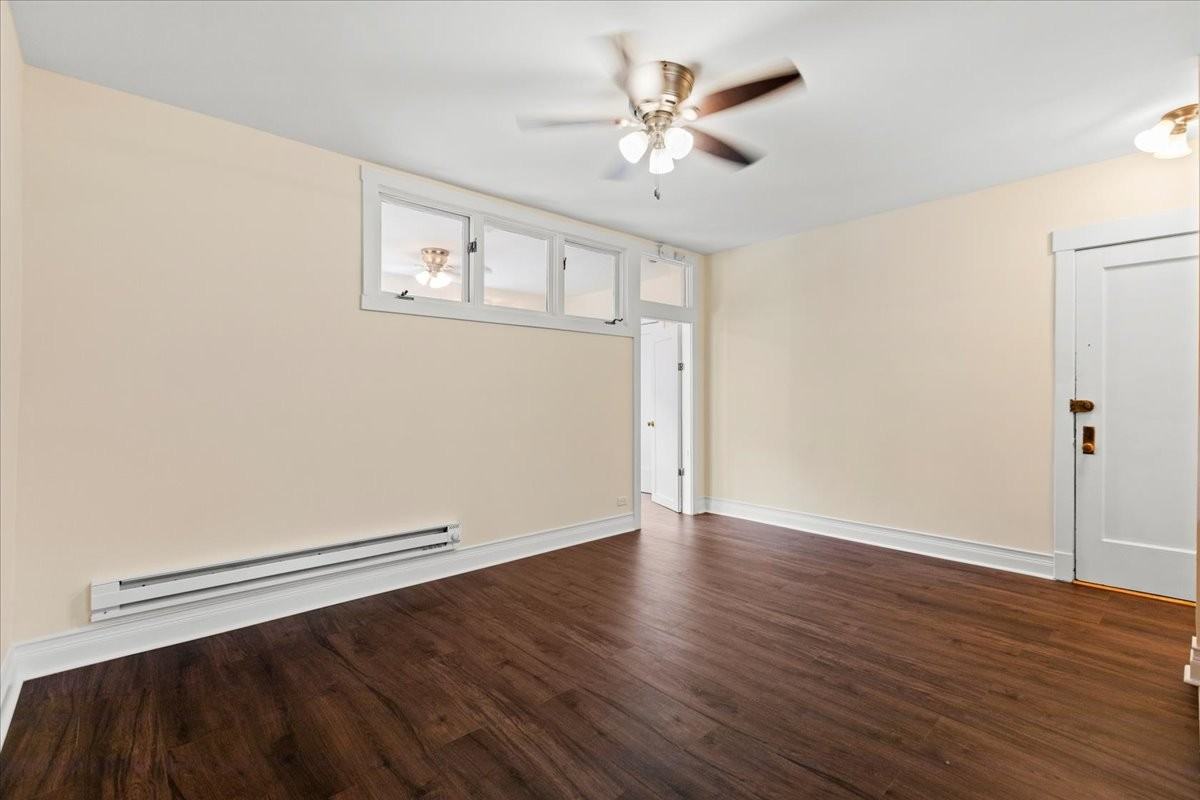 2516 N Lincoln Ave #3 - Photo 5 of 10