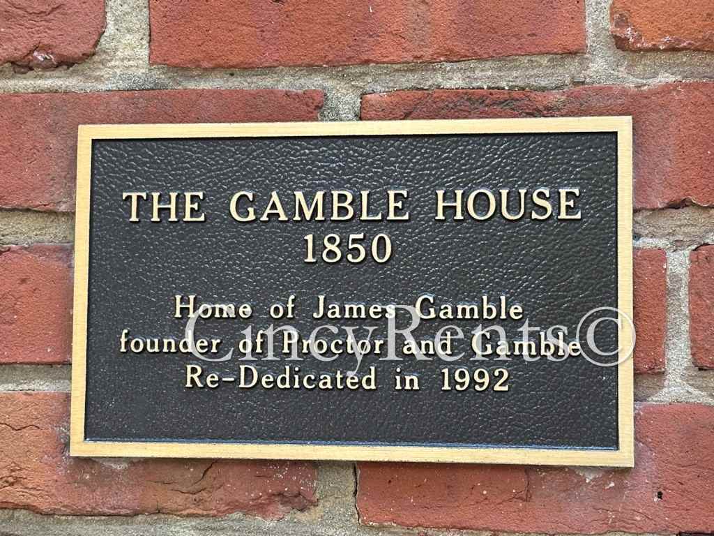 422 Clark St #3 - Photo 3 of 37