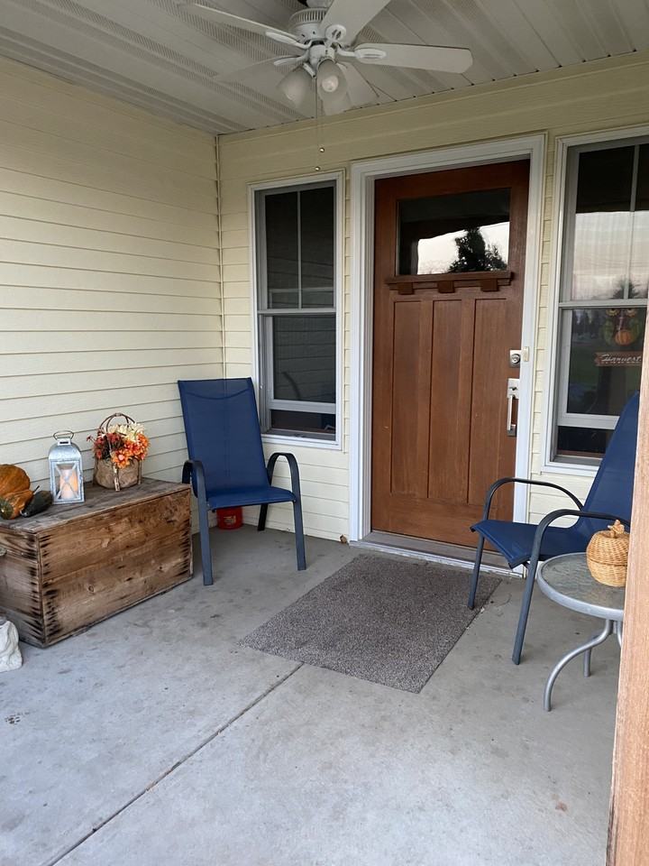 841 1st St Ne #841 - Photo 2 of 22