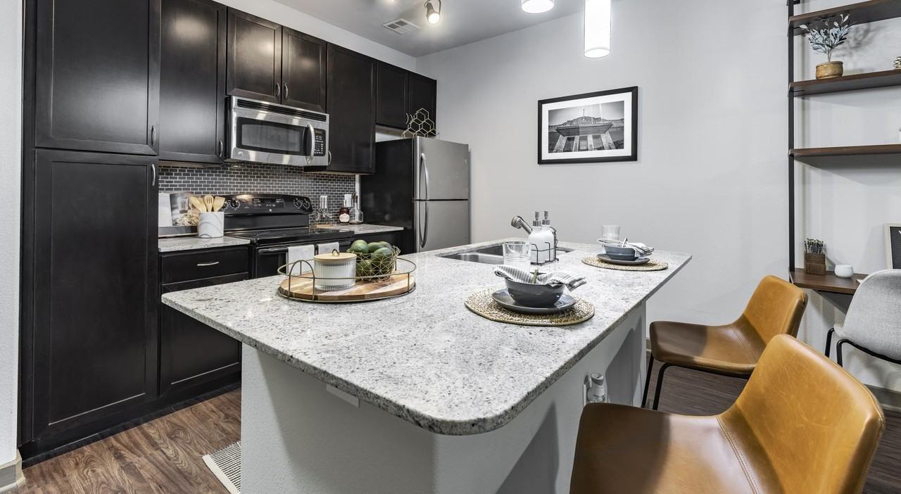 Maple Avenue #5496A - Photo 6 of 11