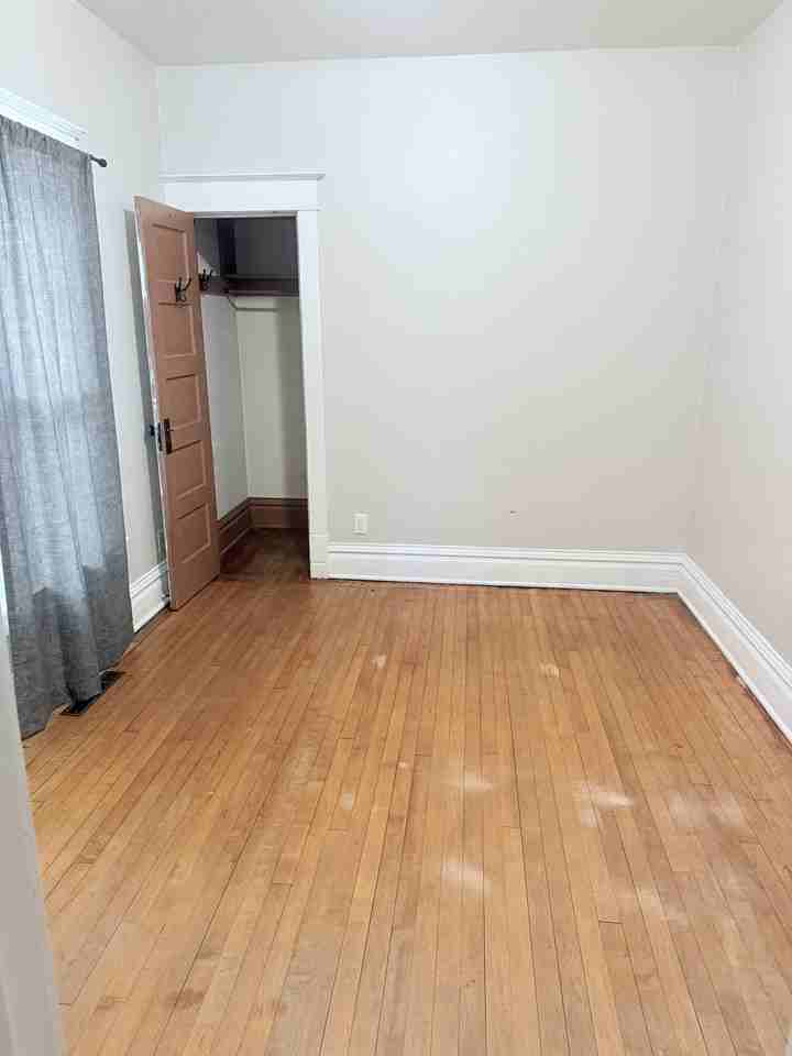 1318 Minnesota Ave Nw #NA - Photo 3 of 12