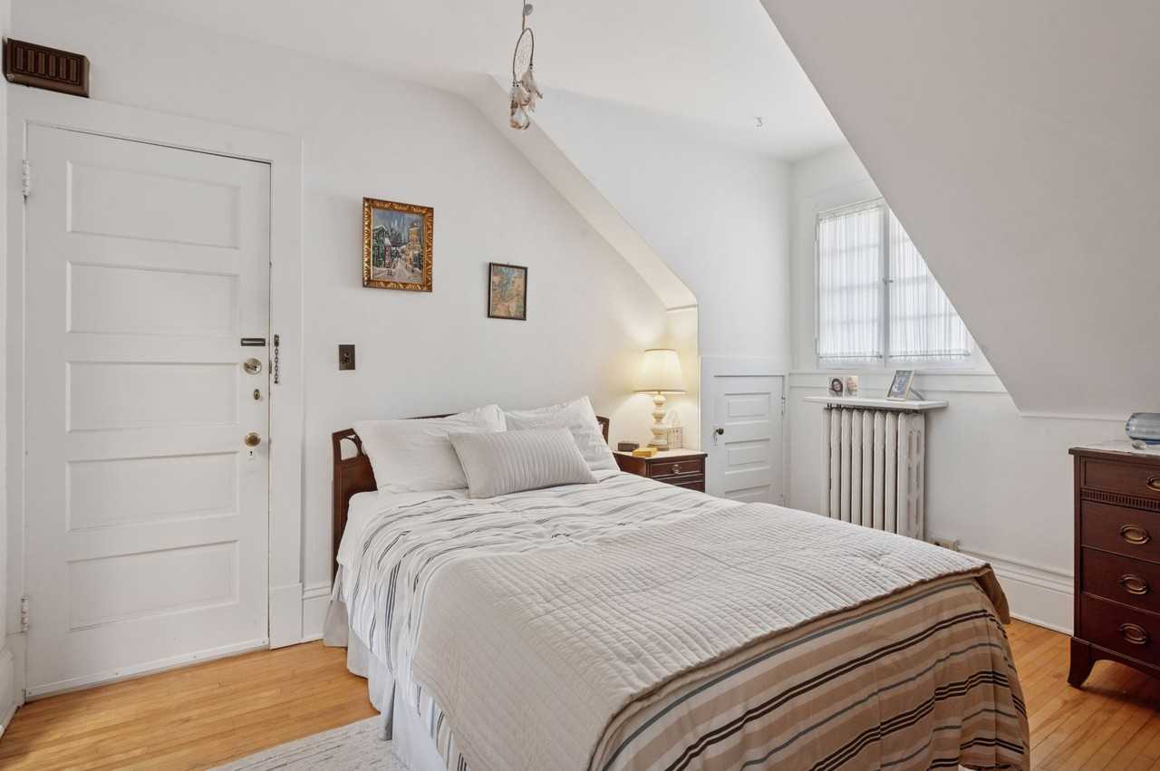 2601 Portland Ave - Photo 3 of 19