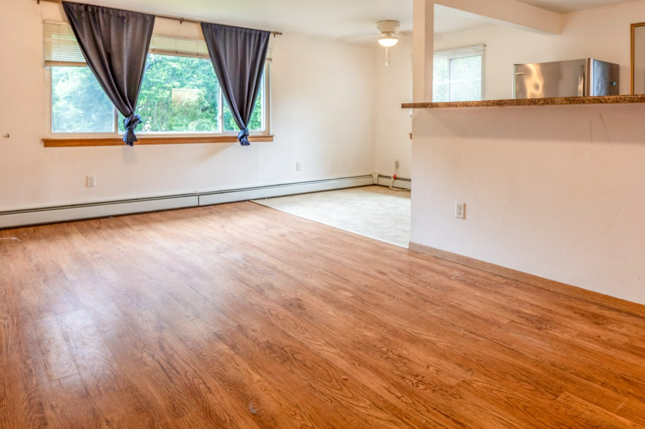 2314 Brentwood Parkway #3 - Photo 3 of 12