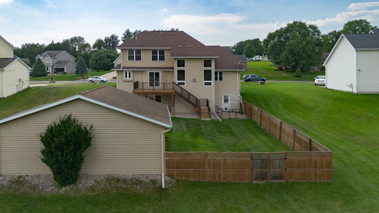 12912 Silver Spring Ln #NA - Photo 3 of 48