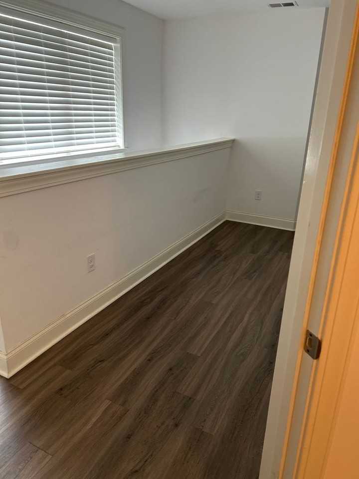196 Silver Hill St - Photo 7 of 24
