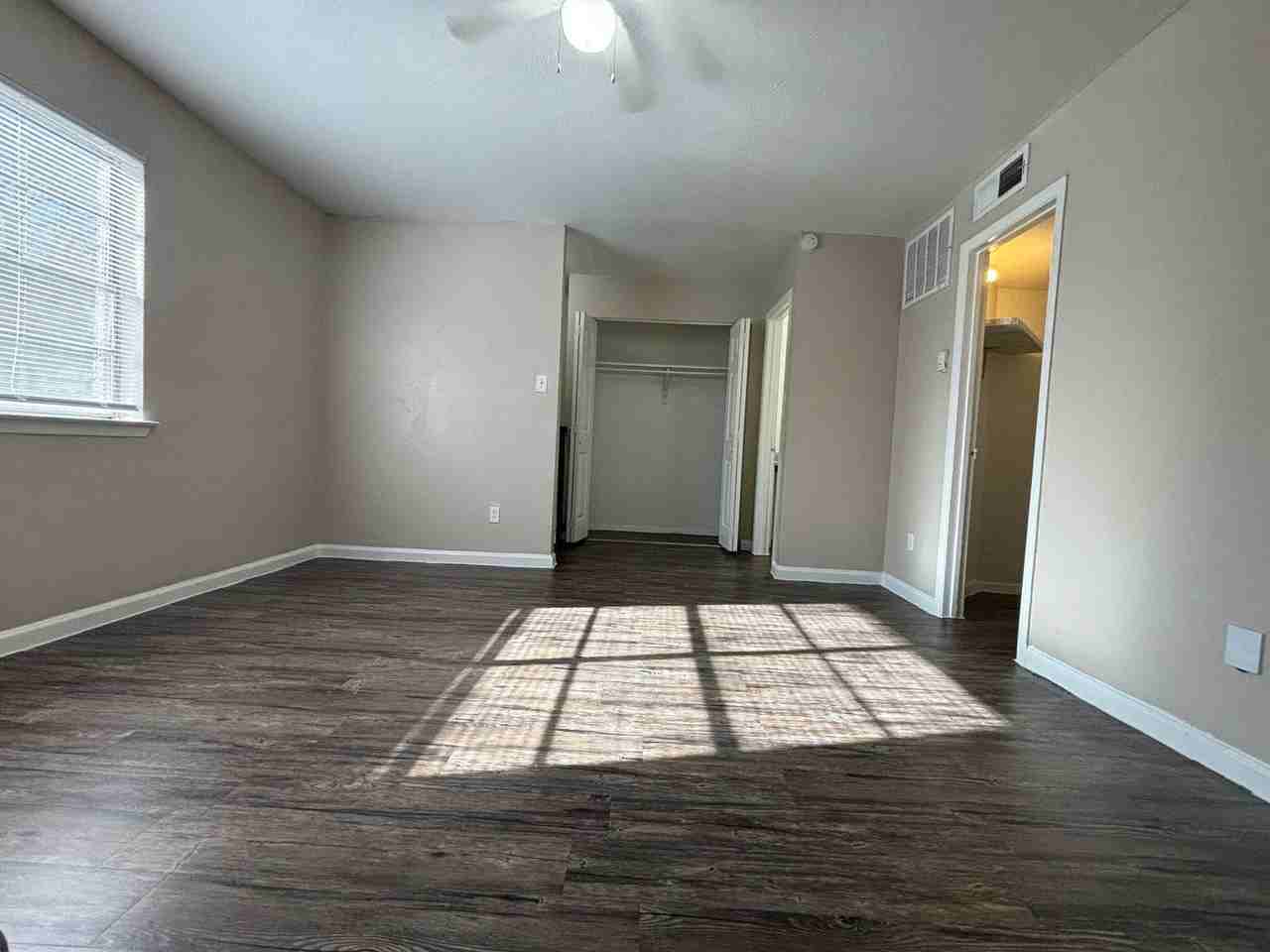 Spanish Hills Apartments - Photo 3 of 24
