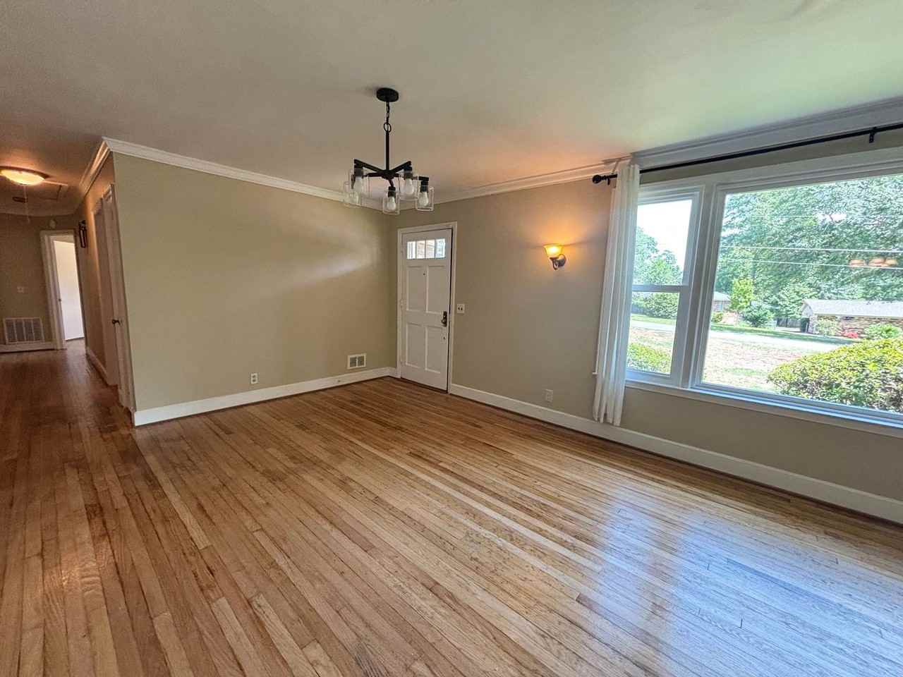 135 Arcadia Springs Cir - Photo 5 of 15