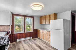featured image of 1100 N Van Buren St