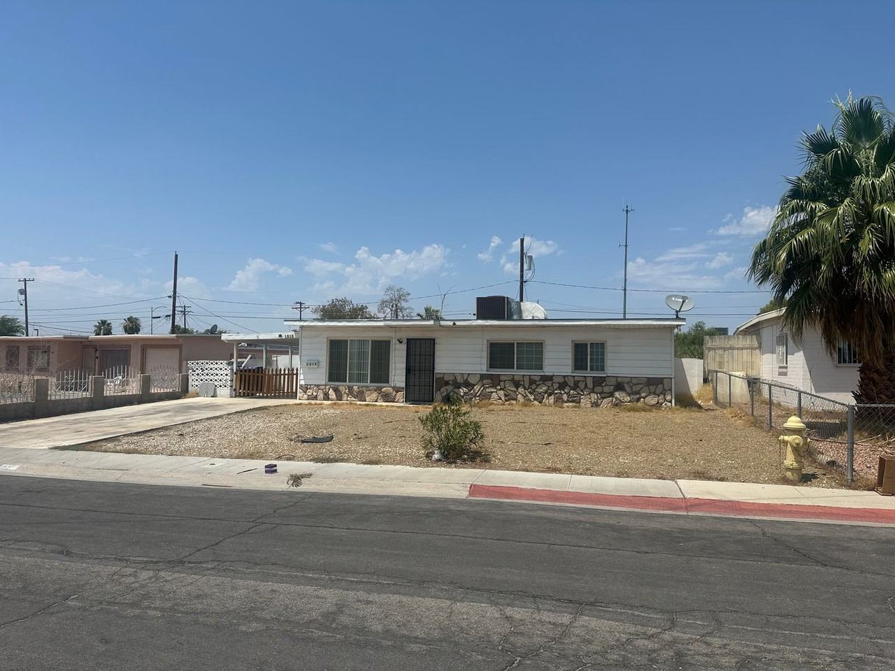 1315 Oakwood Ave - Photo 2 of 38
